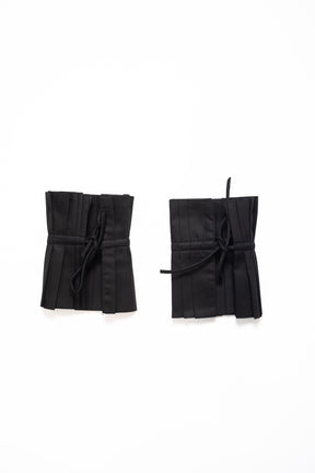 Black Collar & Cuff Set