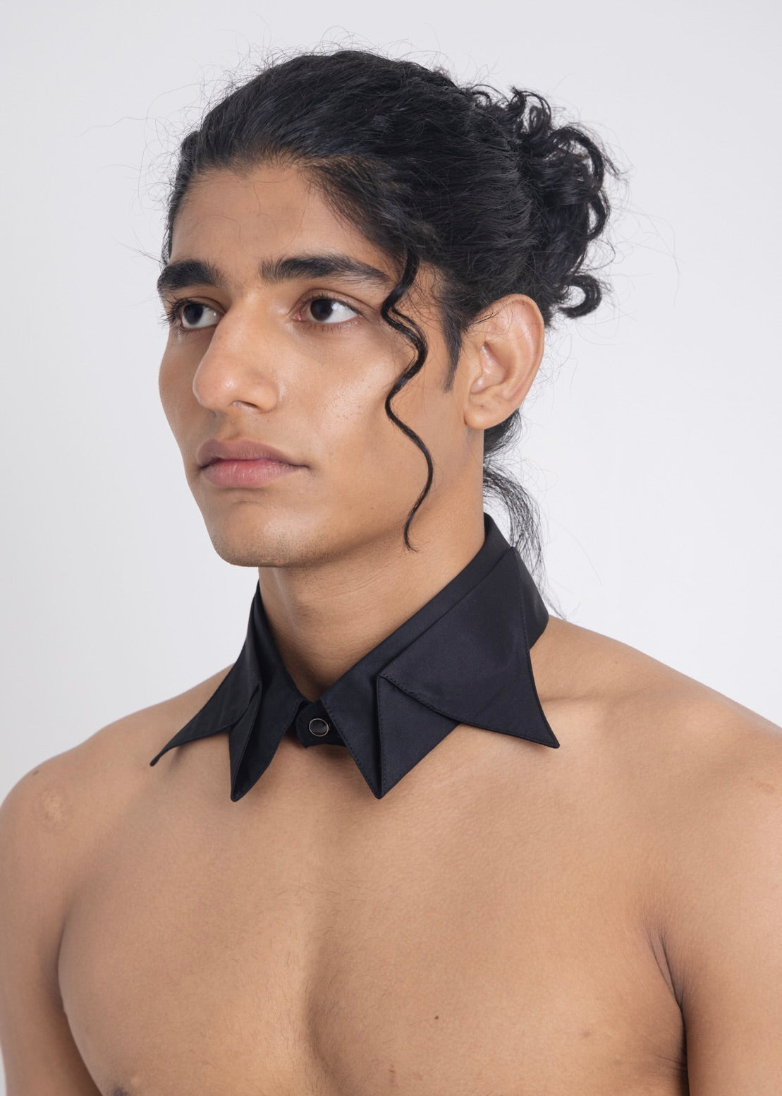 Pointed Collar (Black)