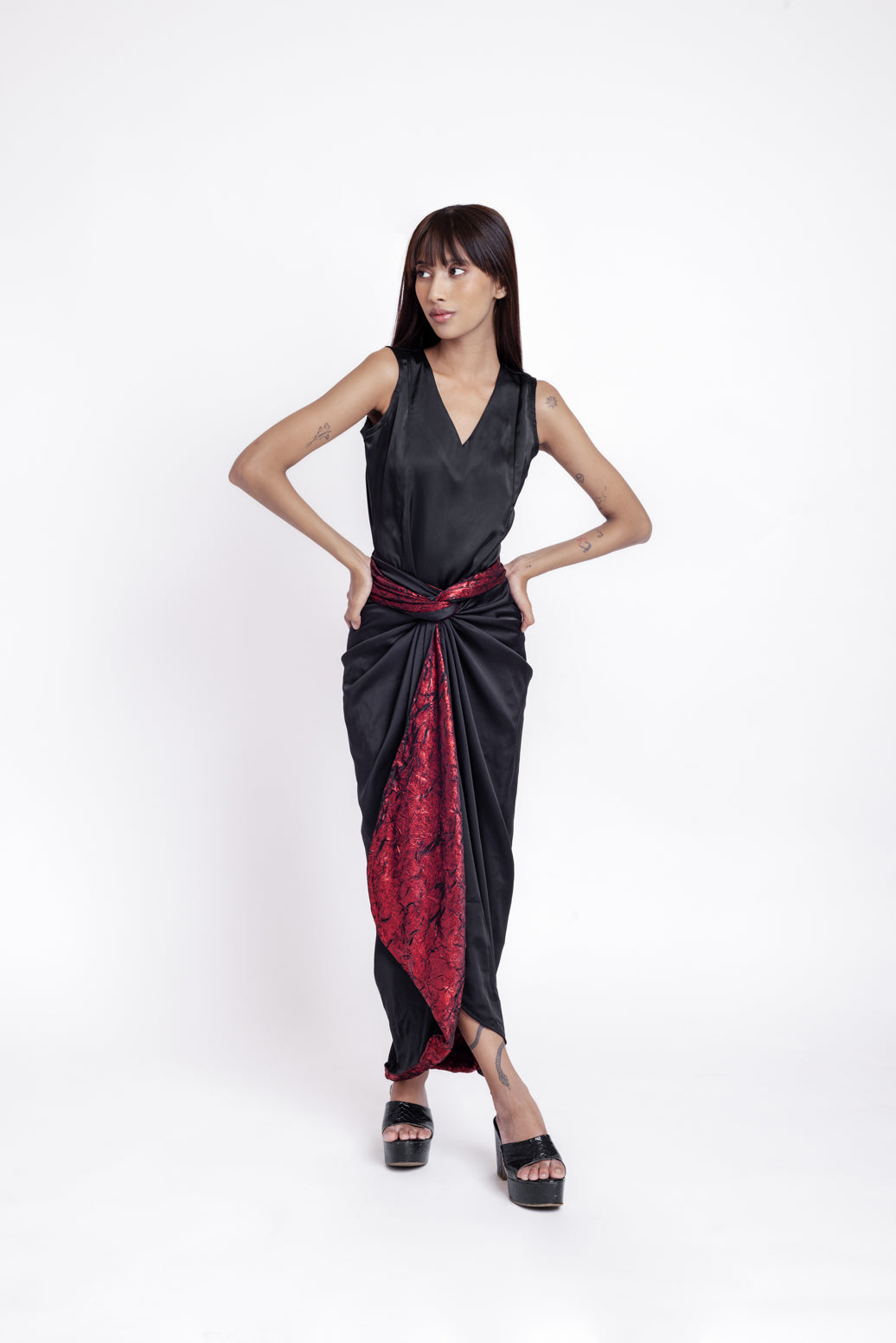 Reversible Skirt (Black & Red Holographic)